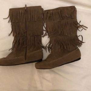 forever boots flat with ruffle